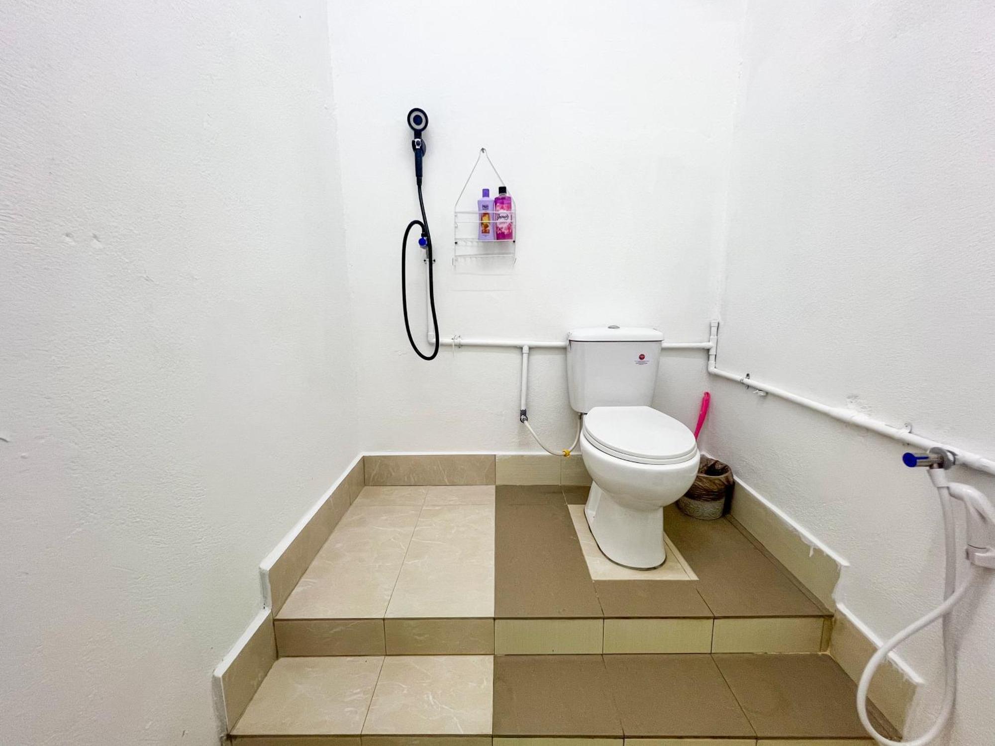 Budget Rest House ปาดังเบซาร์ ภายนอก รูปภาพ